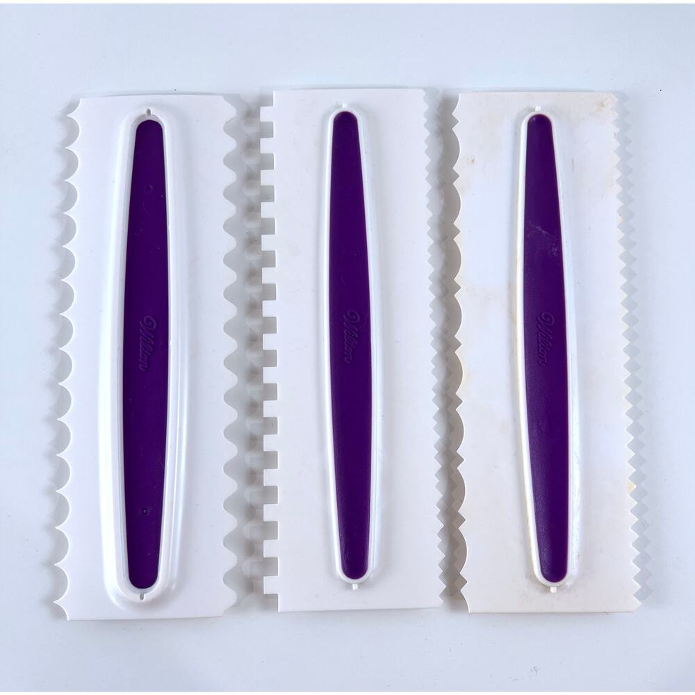 Wilton Cake Scraper Set 3 Textured Edge Fondant Buttercream Decorating Combs